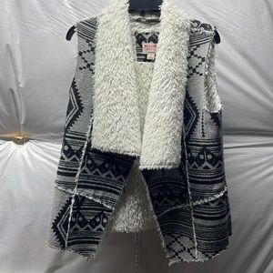Mossimo Navajo patterned Vest